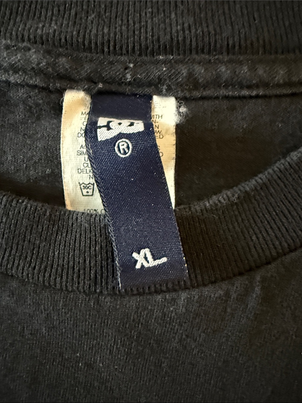 Authentic DC Shoes T-shirt XL - Picture 2 of 4